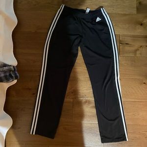 Women’s Adidas pants size medium